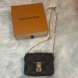 Louis Vuitton Micro Metis